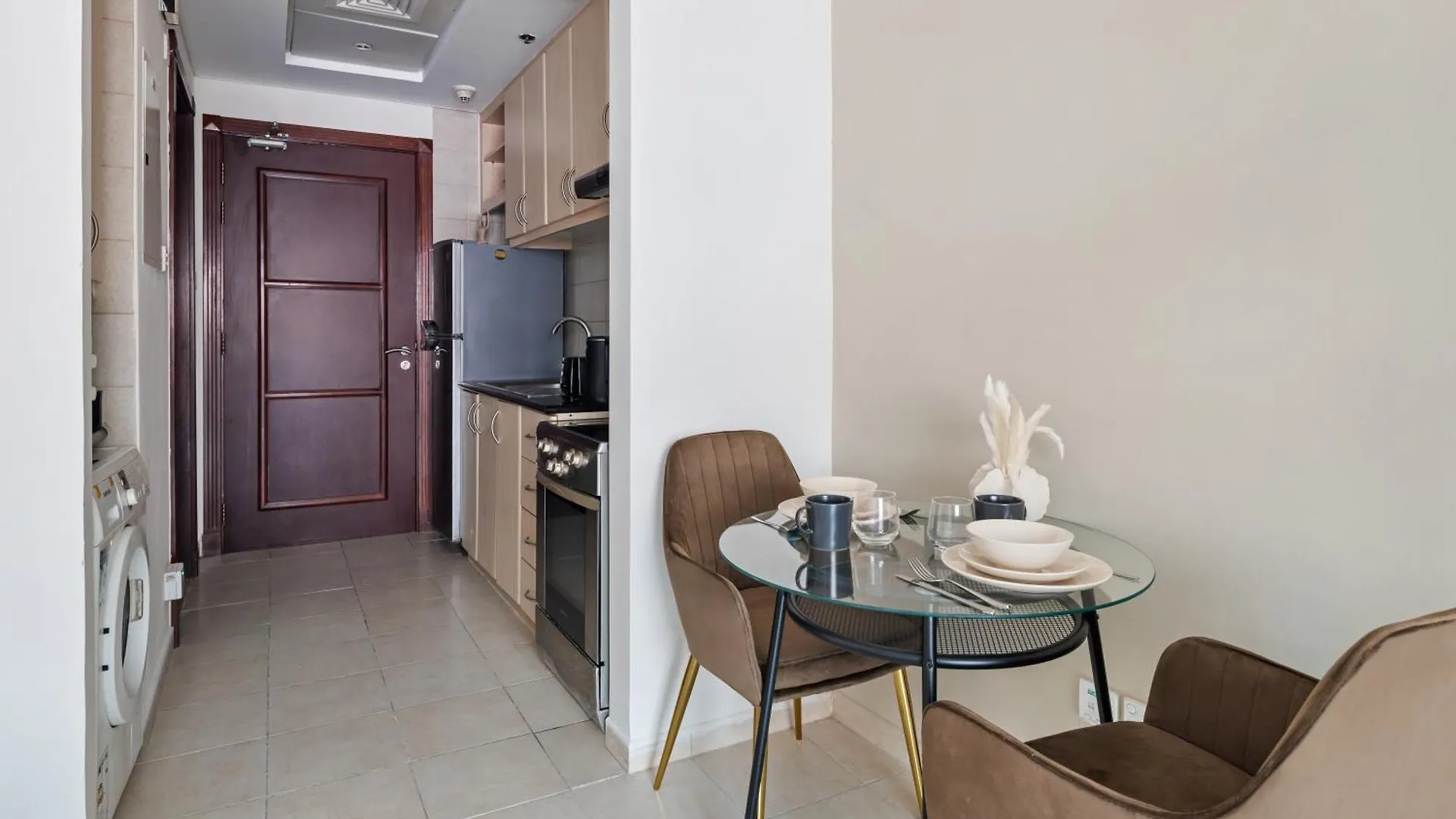 Sunny Studio Perfect For Discovery Gardens Stays Dubai 0*,  United Arab Emirates