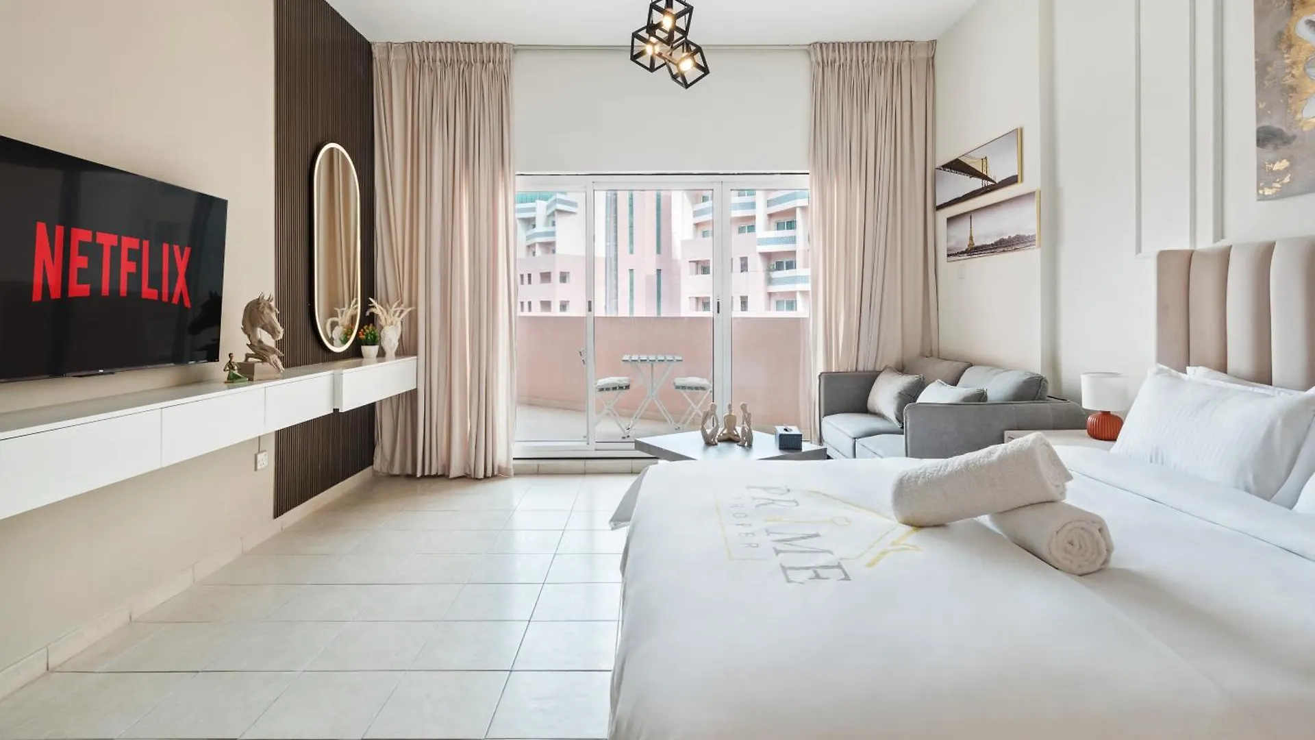 Sunny Studio Perfect For Discovery Gardens Stays Dubai